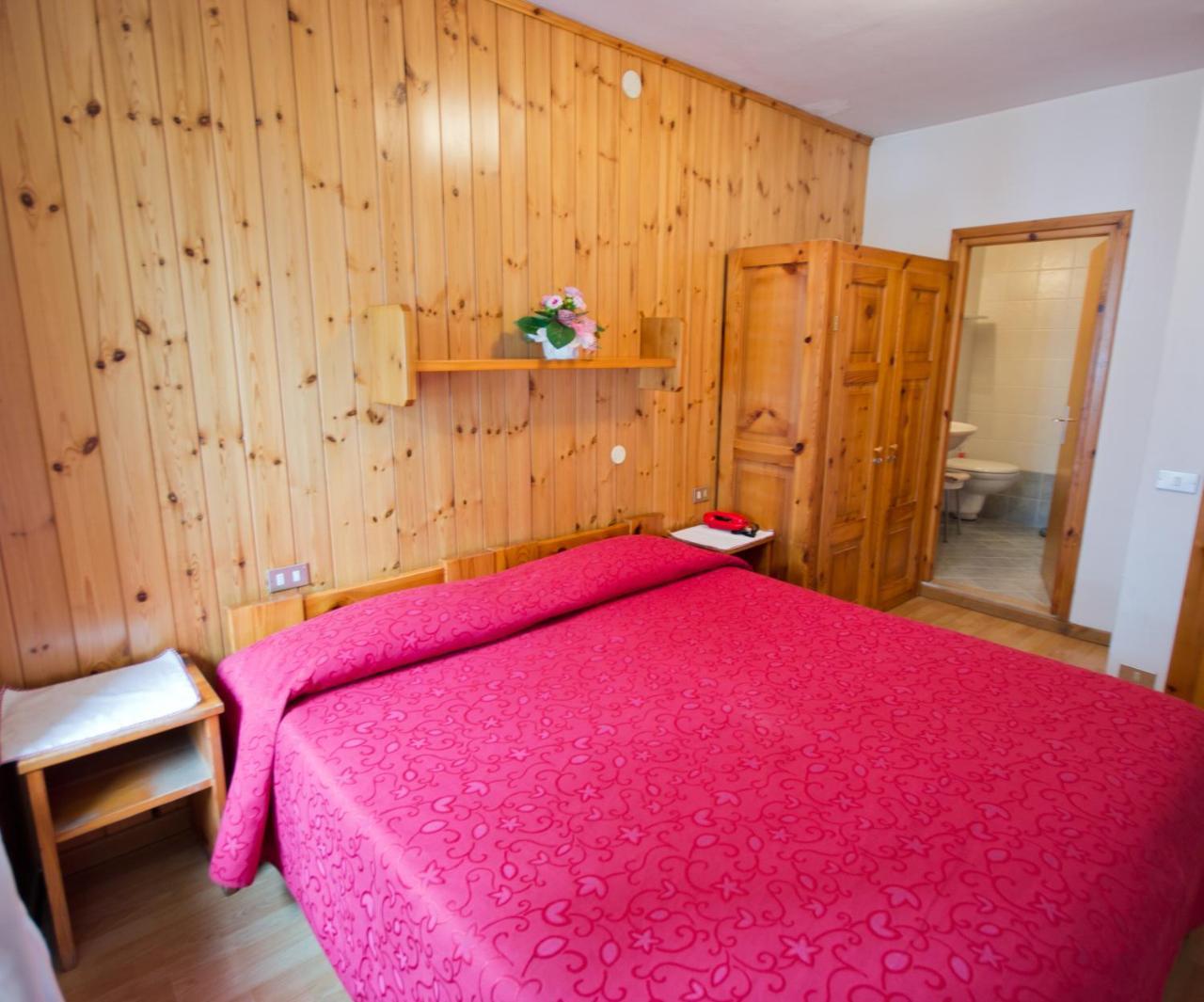 Meublé Albergo Dante Bormio Exterior foto
